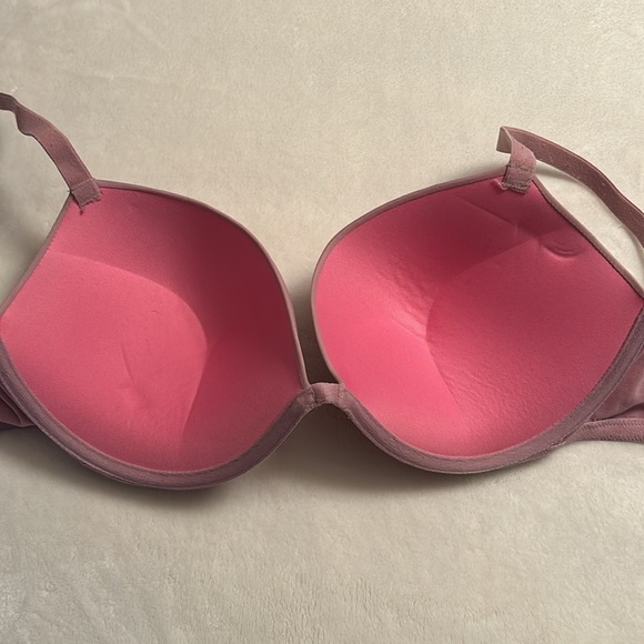 PINK Victorias Secret Push Up - Picture 4 of 4